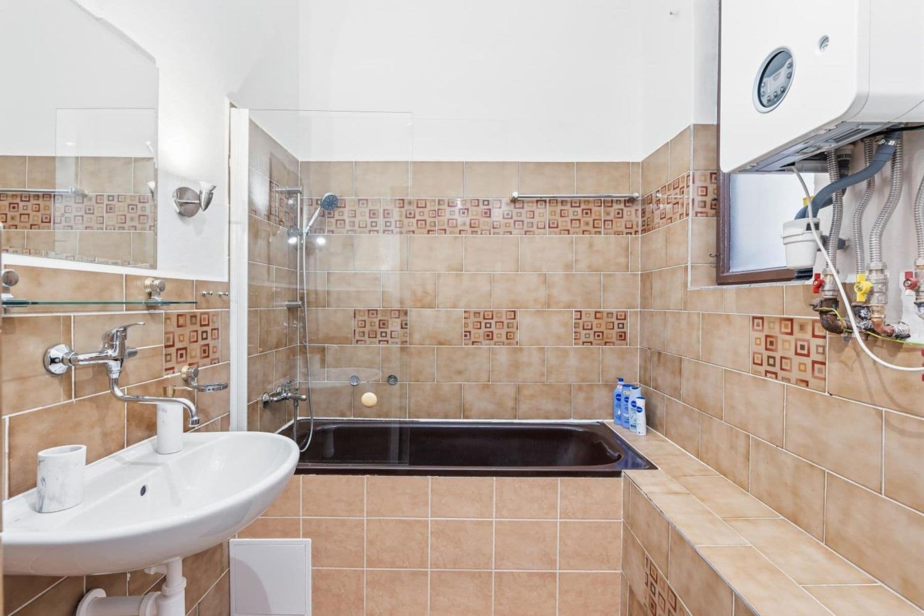 Prenájom bytu 154 m², Zborovská, Praha, Praha Prenájom bytu 154 m², Zborovská, Praha, Praha