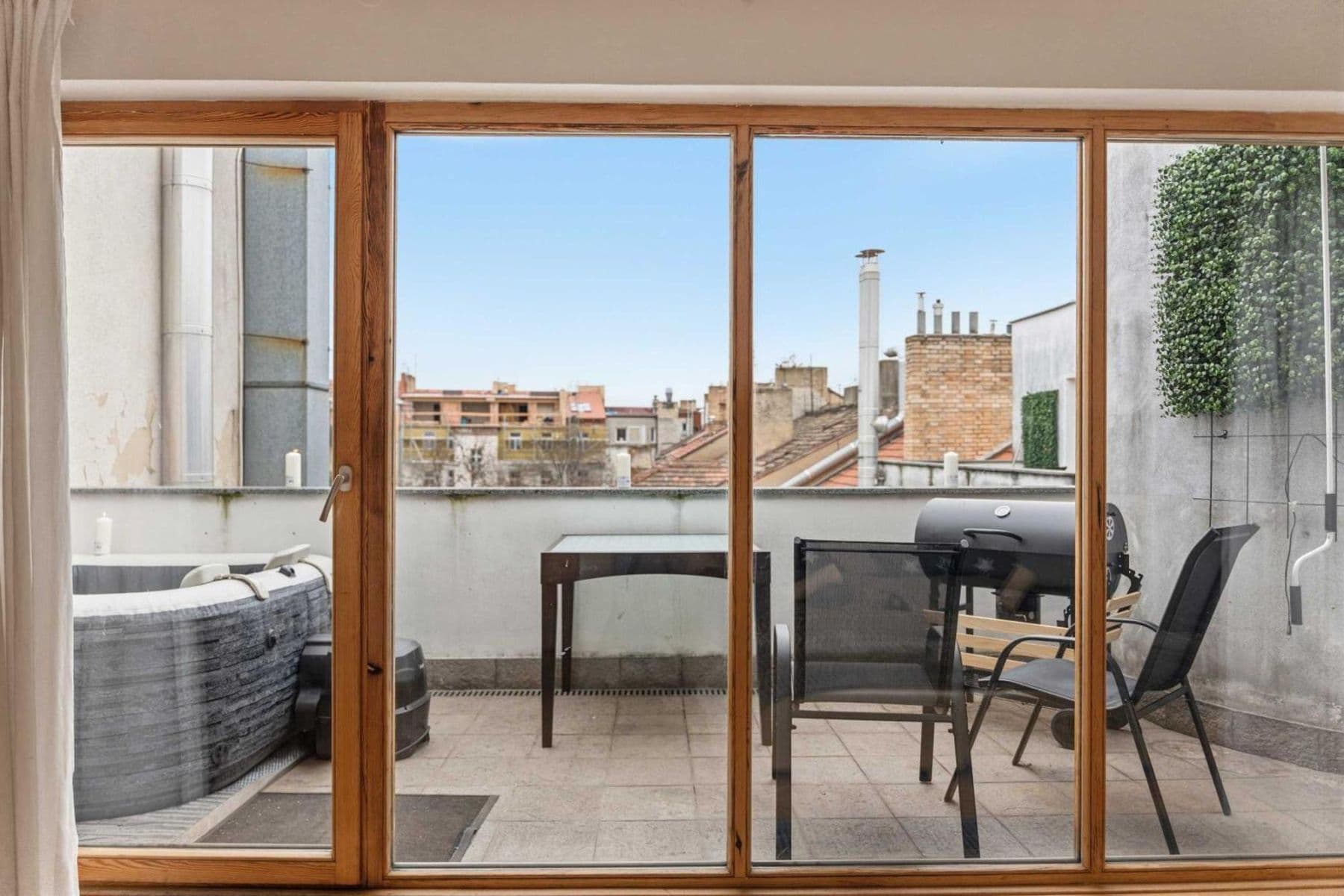 Prenájom bytu 180 m², Zborovská, Praha, Praha Prenájom bytu 180 m², Zborovská, Praha, Praha