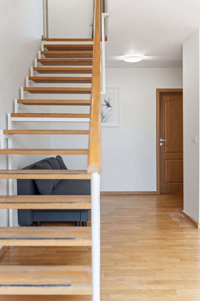 Prenájom bytu 180 m², Zborovská, Praha, Praha Prenájom bytu 180 m², Zborovská, Praha, Praha
