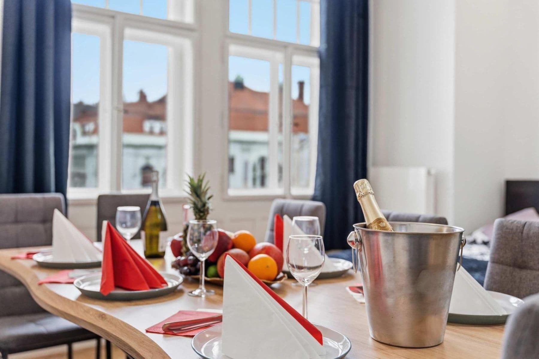 Prenájom bytu 142 m², Matoušova, Praha, Praha Prenájom bytu 142 m², Matoušova, Praha, Praha