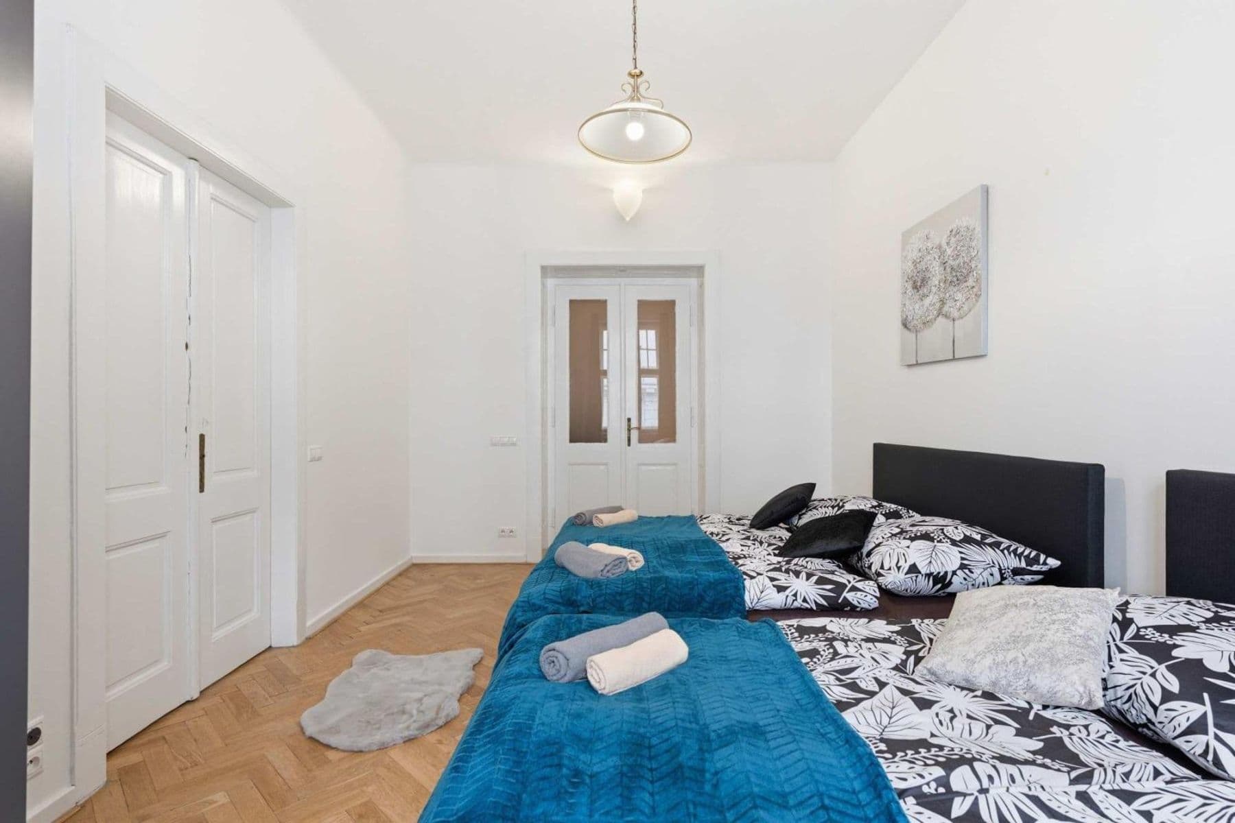 Prenájom bytu 142 m², Matoušova, Praha, Praha Prenájom bytu 142 m², Matoušova, Praha, Praha