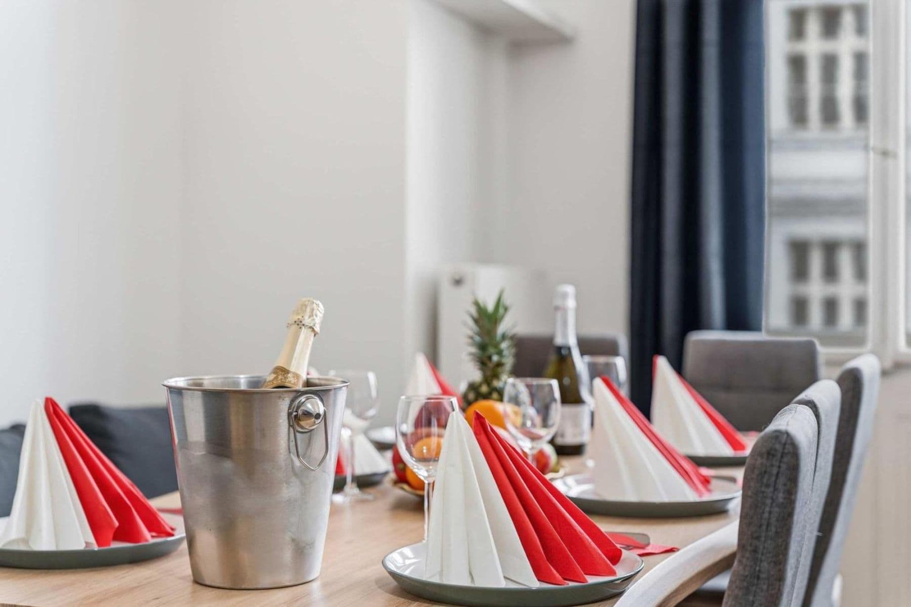 Prenájom bytu 142 m², Matoušova, Praha, Praha Prenájom bytu 142 m², Matoušova, Praha, Praha