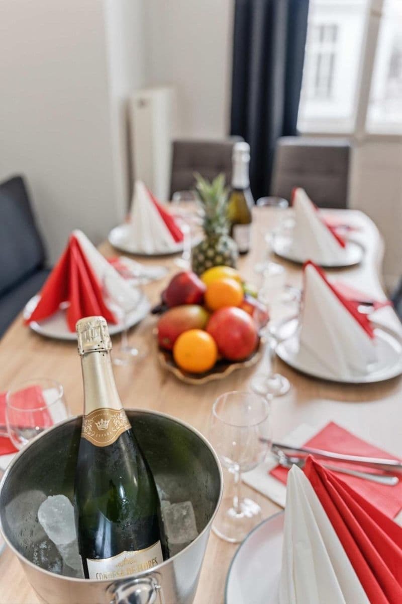 Prenájom bytu 142 m², Matoušova, Praha, Praha Prenájom bytu 142 m², Matoušova, Praha, Praha