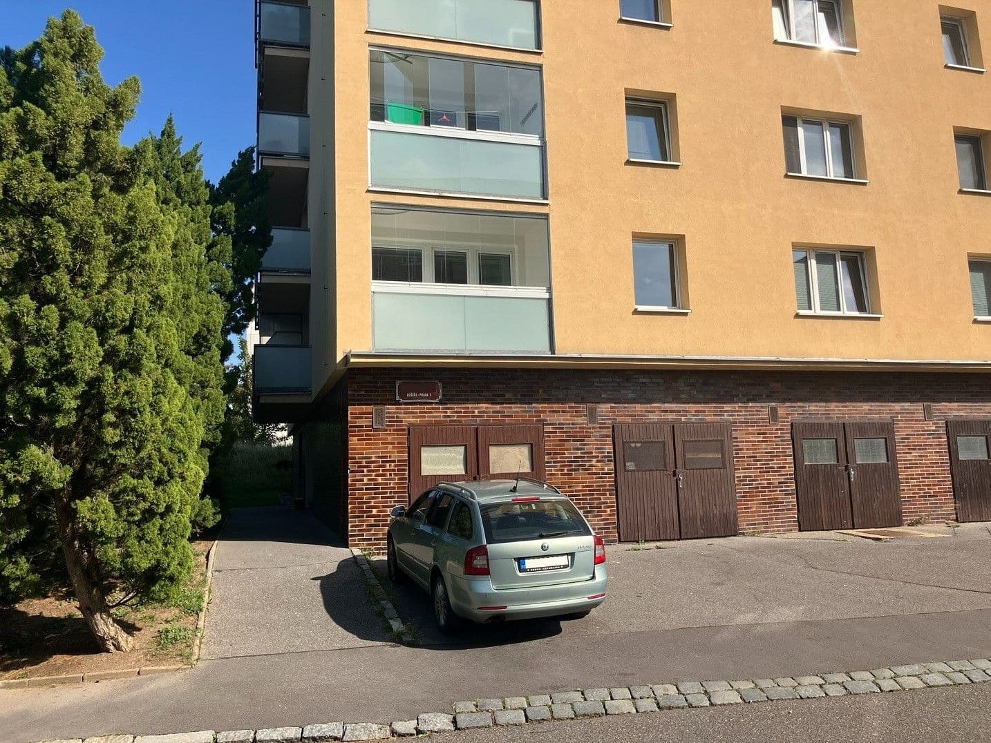 Prenájom bytu 2-izbový 62 m², Hoškova, Praha, Praha Prenájom bytu 2-izbový 62 m², Hoškova, Praha, Praha