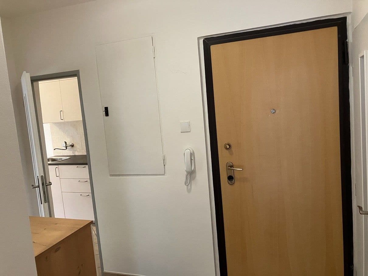 Prenájom bytu 2-izbový 62 m², Hoškova, Praha, Praha Prenájom bytu 2-izbový 62 m², Hoškova, Praha, Praha