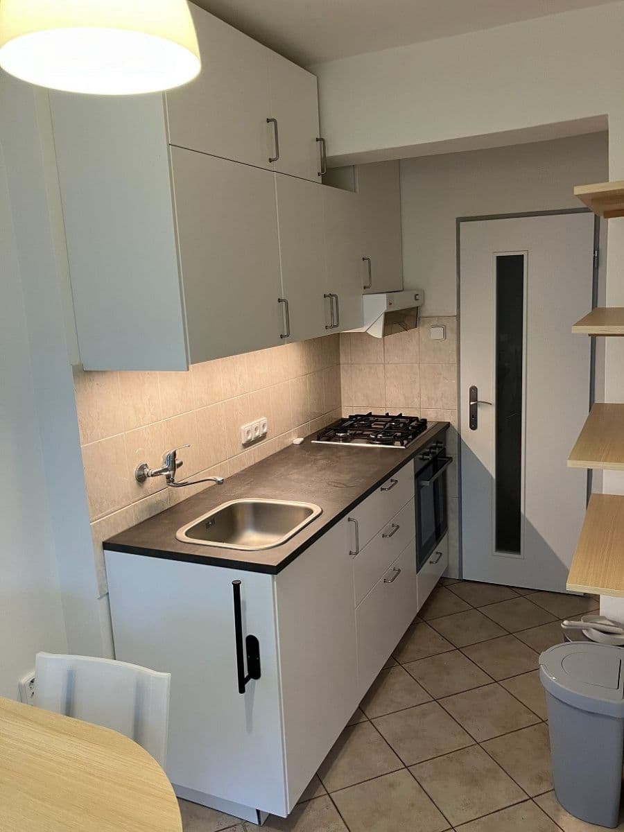 Prenájom bytu 2-izbový 62 m², Hoškova, Praha, Praha Prenájom bytu 2-izbový 62 m², Hoškova, Praha, Praha