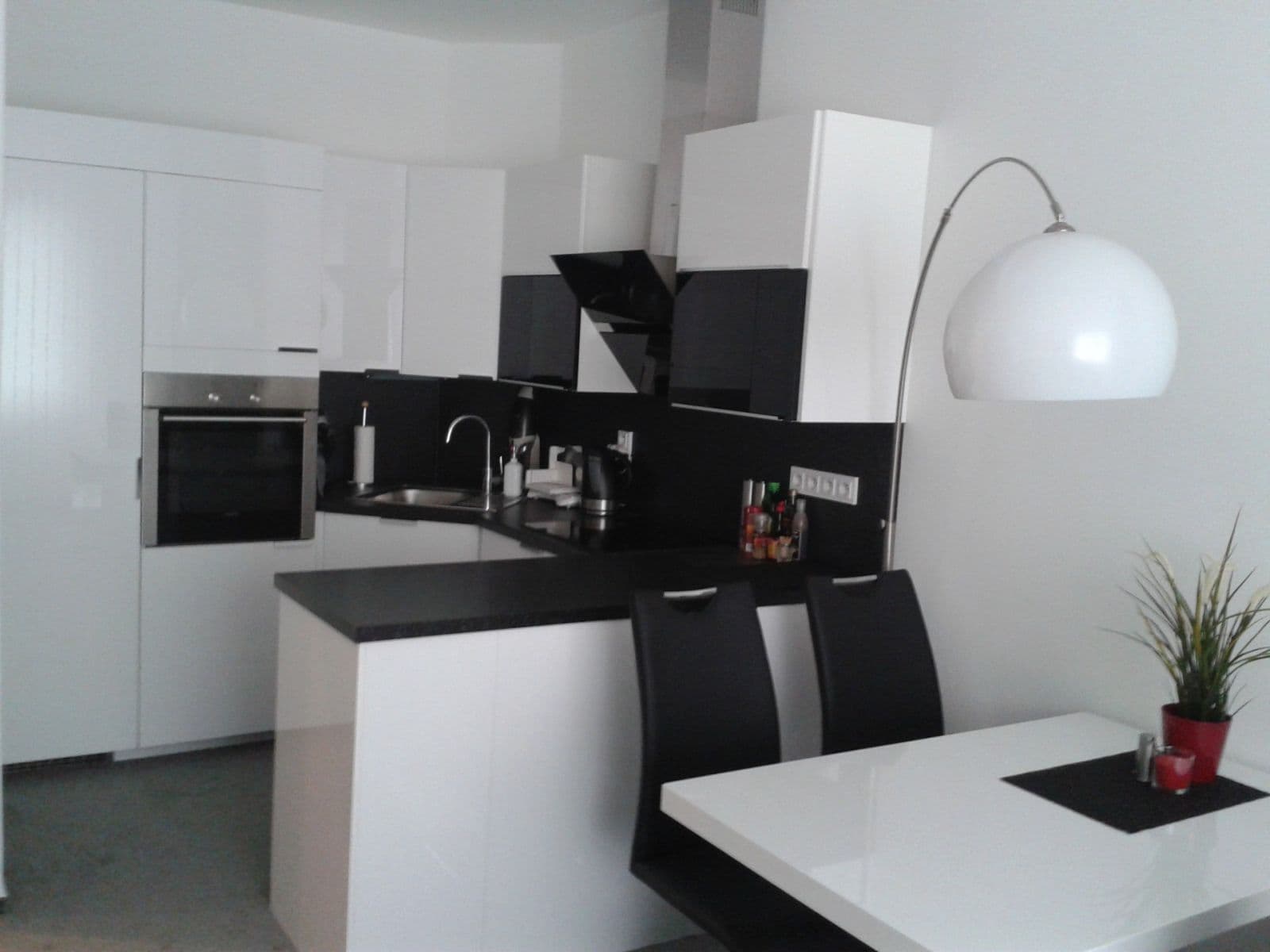 Prenájom bytu 2-izbový 55 m², U Pergamenky, Praha, Praha Prenájom bytu 2-izbový 55 m², U Pergamenky, Praha, Praha