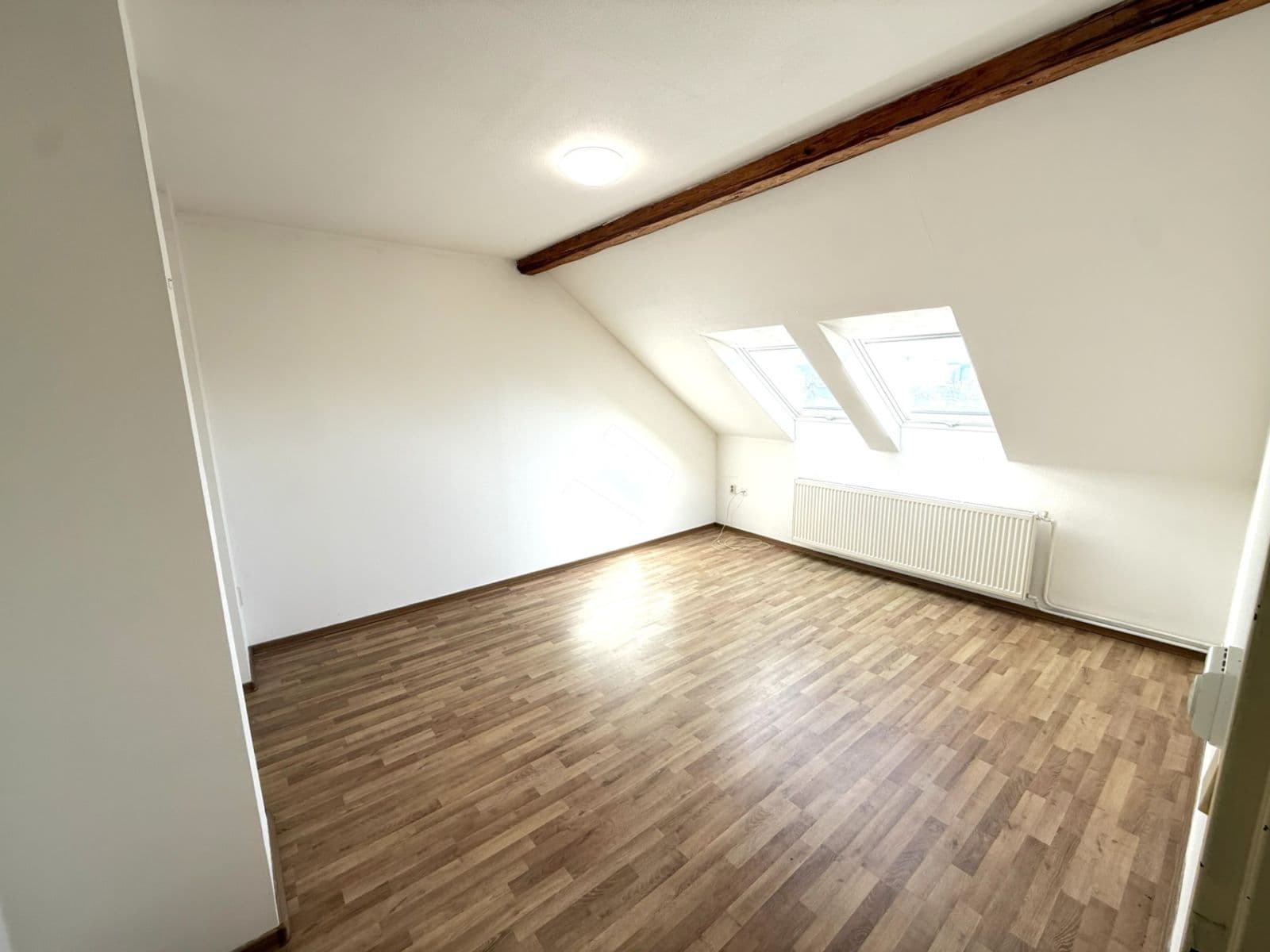 Predaj bytu 1-izbový 40 m², Přerovská, Olomouc, Olomoucký kraj Predaj bytu 1-izbový 40 m², Přerovská, Olomouc, Olomoucký kraj