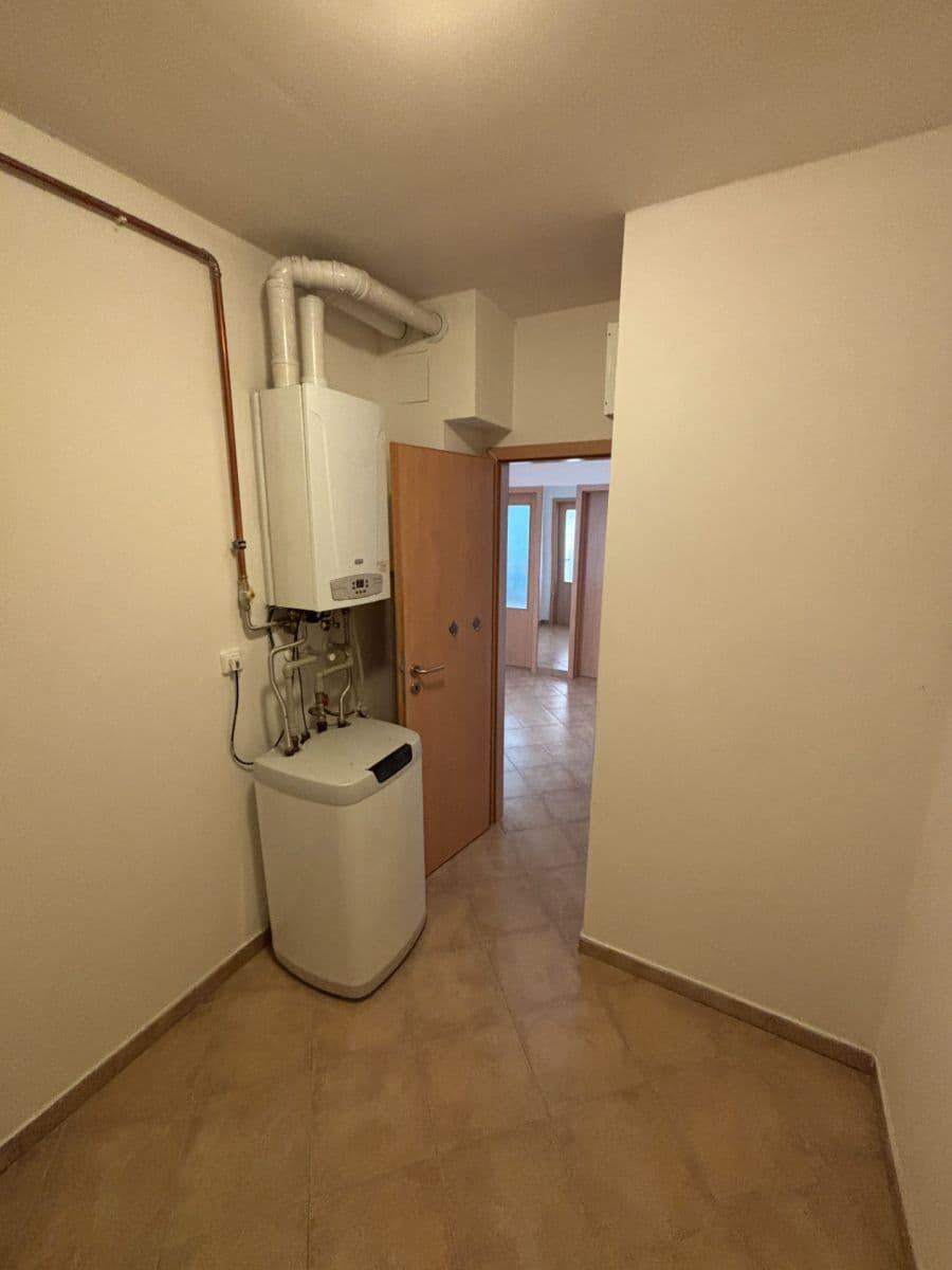 Prenájom bytu 3-izbový 85 m², Za Podjezdem, Praha, Praha Prenájom bytu 3-izbový 85 m², Za Podjezdem, Praha, Praha