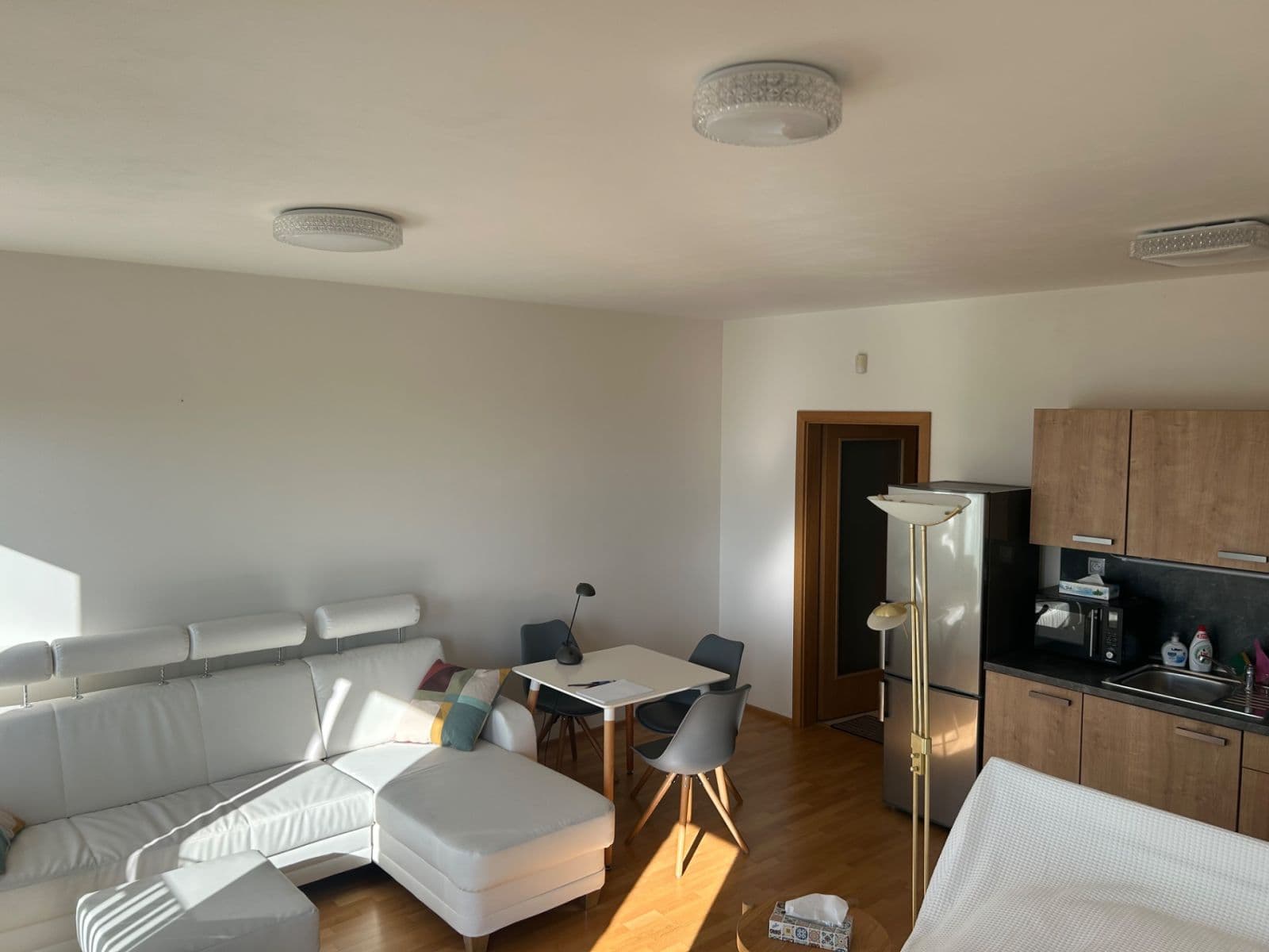 Prenájom bytu 1-izbový 37 m², Olšanská, Praha, Praha Prenájom bytu 1-izbový 37 m², Olšanská, Praha, Praha