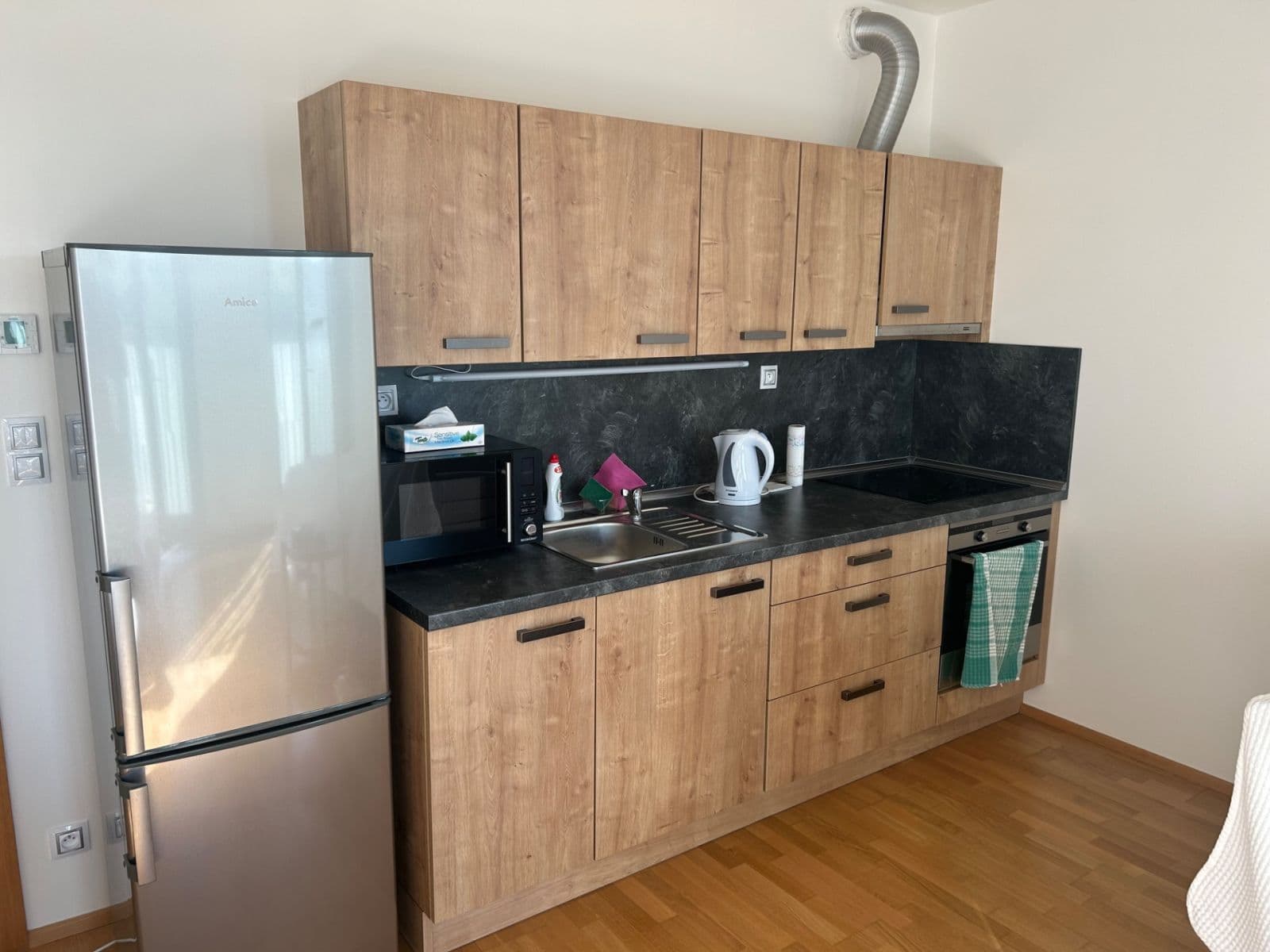 Prenájom bytu 1-izbový 37 m², Olšanská, Praha, Praha Prenájom bytu 1-izbový 37 m², Olšanská, Praha, Praha