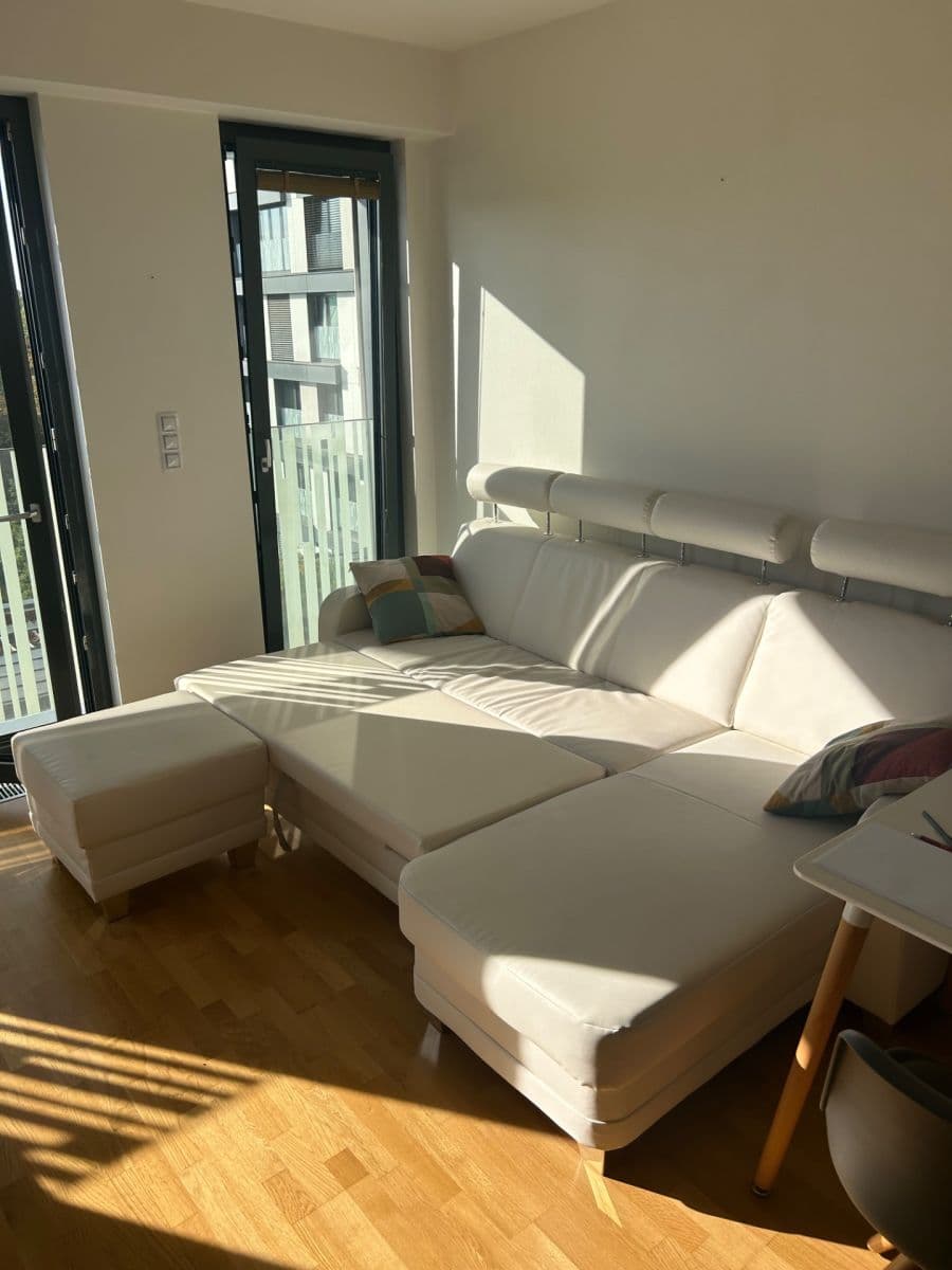 Prenájom bytu 1-izbový 37 m², Olšanská, Praha, Praha Prenájom bytu 1-izbový 37 m², Olšanská, Praha, Praha