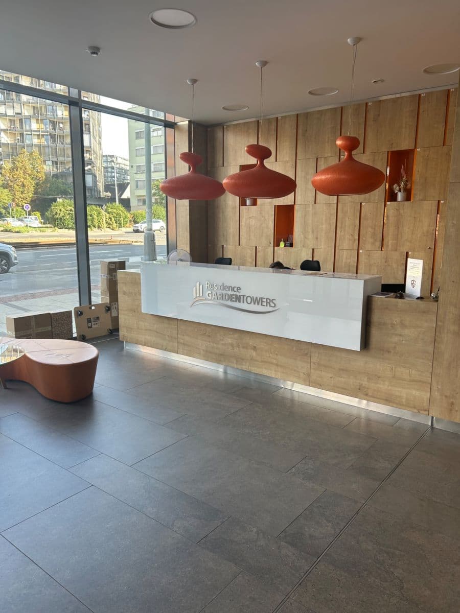 Prenájom bytu 1-izbový 37 m², Olšanská, Praha, Praha Prenájom bytu 1-izbový 37 m², Olšanská, Praha, Praha