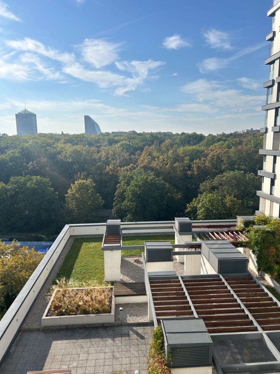 Prenájom bytu 1-izbový 37 m², Olšanská, Praha, Praha Prenájom bytu 1-izbový 37 m², Olšanská, Praha, Praha