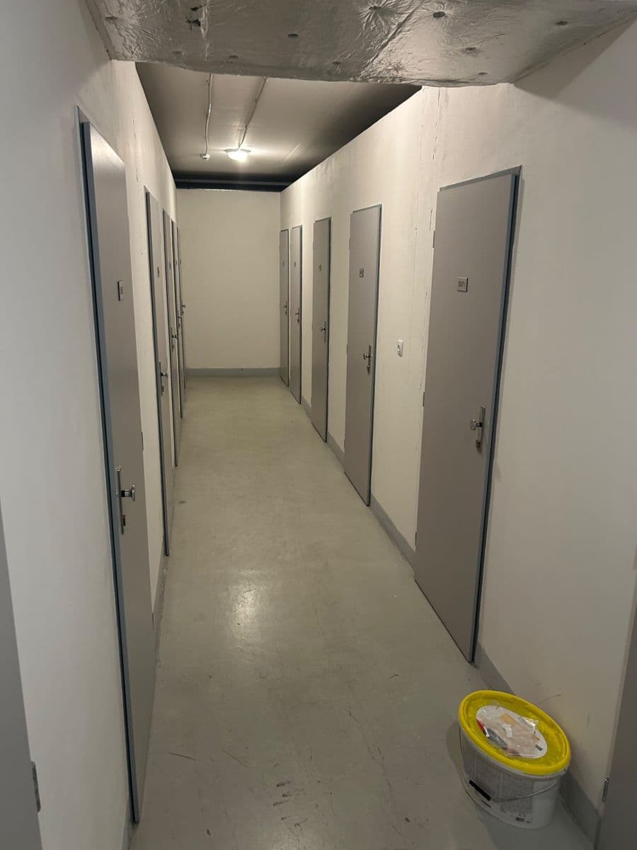 Prenájom bytu 1-izbový 37 m², Olšanská, Praha, Praha Prenájom bytu 1-izbový 37 m², Olšanská, Praha, Praha