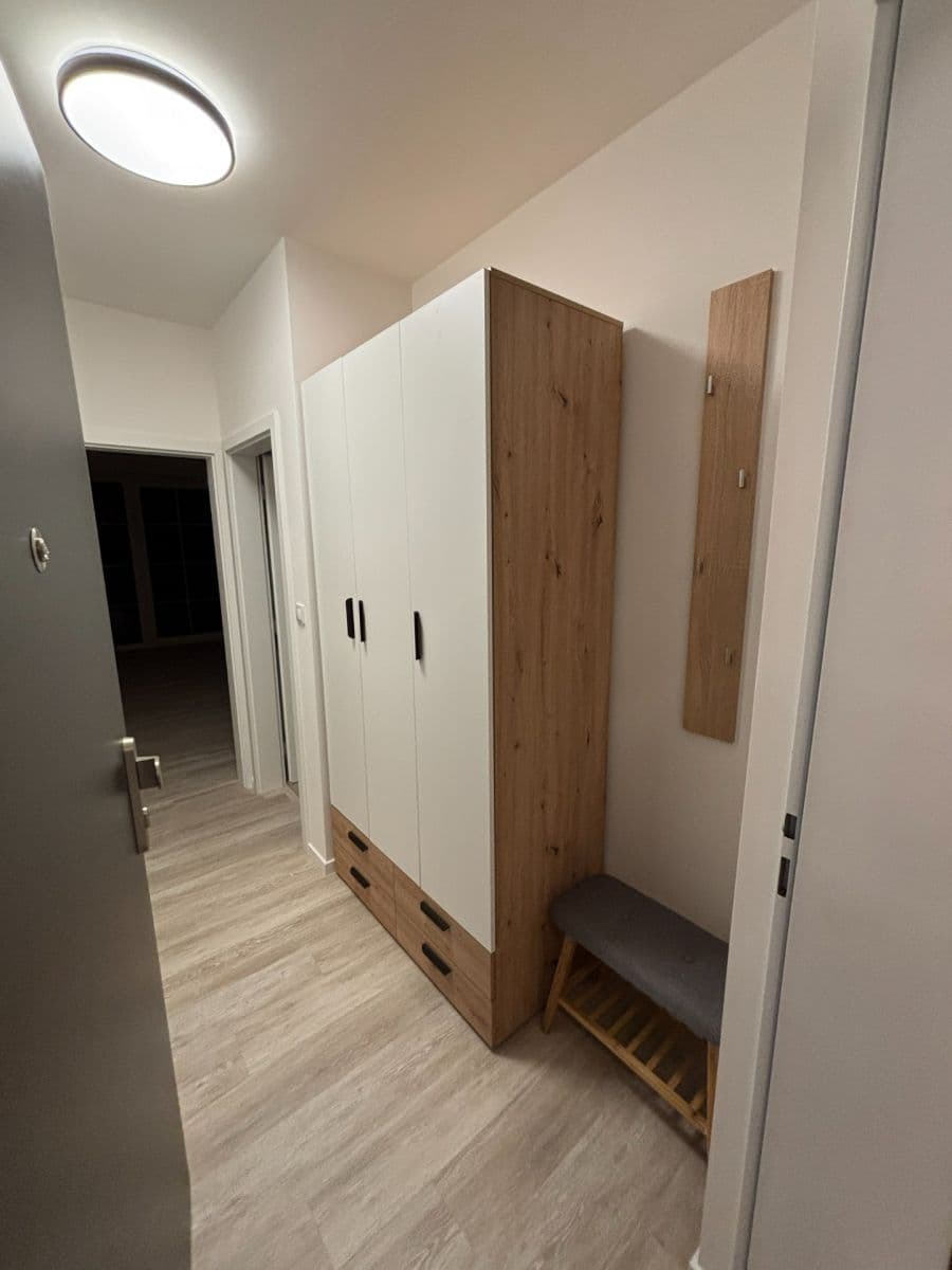 Prenájom bytu 1-izbový 28 m², Mladoboleslavská, Praha, Praha Prenájom bytu 1-izbový 28 m², Mladoboleslavská, Praha, Praha