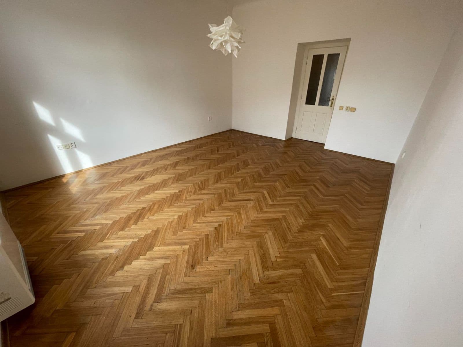 Prenájom bytu 2-izbový 47 m², Chlumčanského, Praha, Praha Prenájom bytu 2-izbový 47 m², Chlumčanského, Praha, Praha