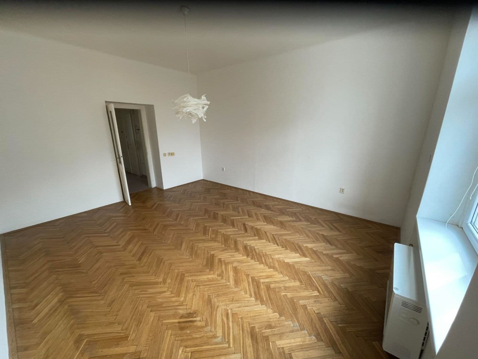 Prenájom bytu 2-izbový 47 m², Chlumčanského, Praha, Praha Prenájom bytu 2-izbový 47 m², Chlumčanského, Praha, Praha