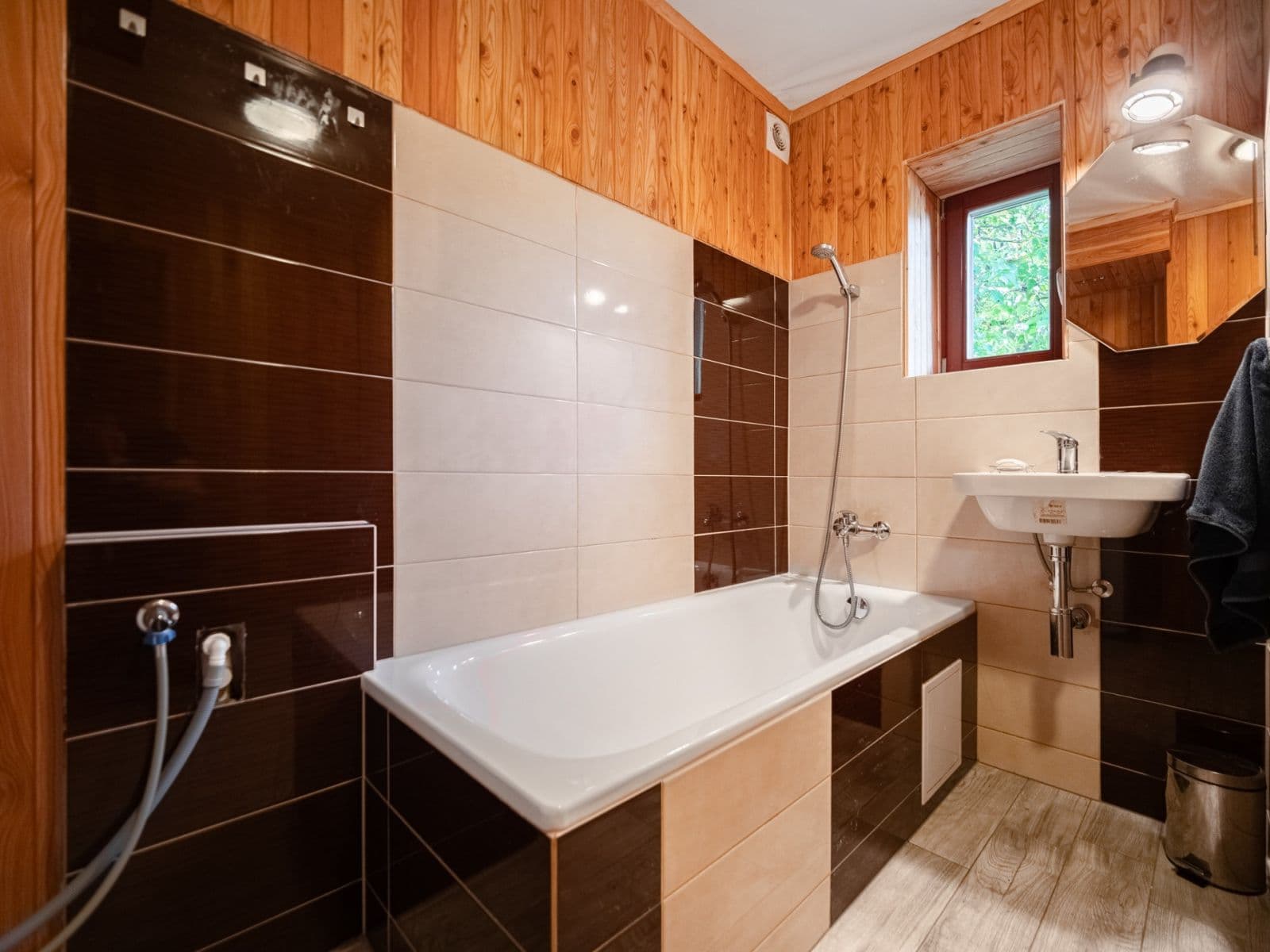 Predaj domu 198 m², pozemok 1.640 m², Lipová, Šenov, Moravskoslezský kraj Predaj domu 198 m², pozemok 1.640 m², Lipová, Šenov, Moravskoslezský kraj