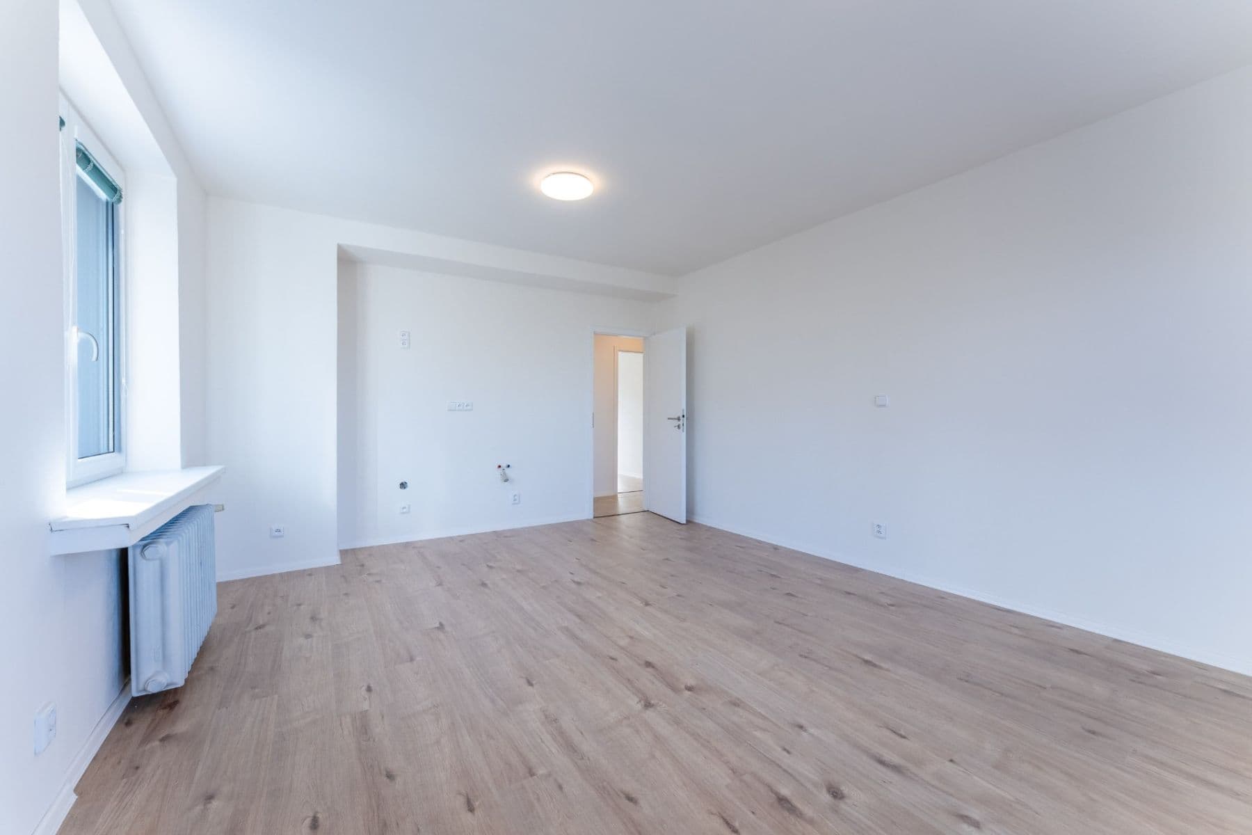 Predaj bytu 4-izbový 66 m², Spojovací, Praha, Praha Predaj bytu 4-izbový 66 m², Spojovací, Praha, Praha