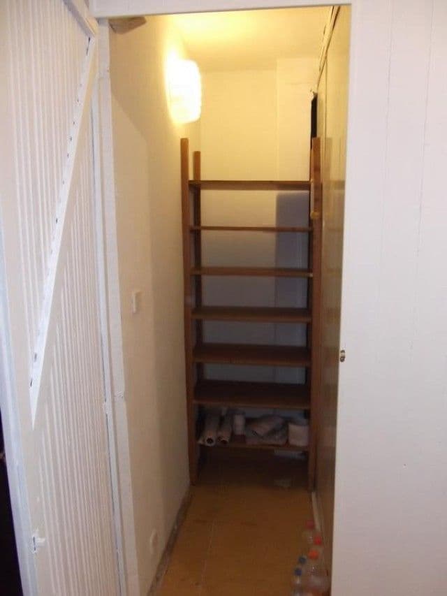 Prenájom bytu 3-izbový 70 m², Frýdecká, Praha, Praha Prenájom bytu 3-izbový 70 m², Frýdecká, Praha, Praha