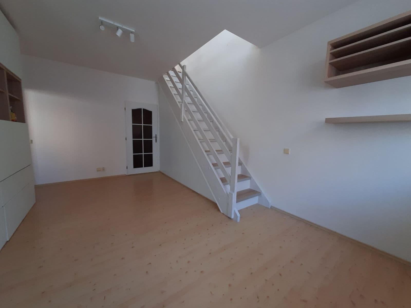 Prenájom bytu 2-izbový 70 m², Věštínská, Praha, Praha Prenájom bytu 2-izbový 70 m², Věštínská, Praha, Praha