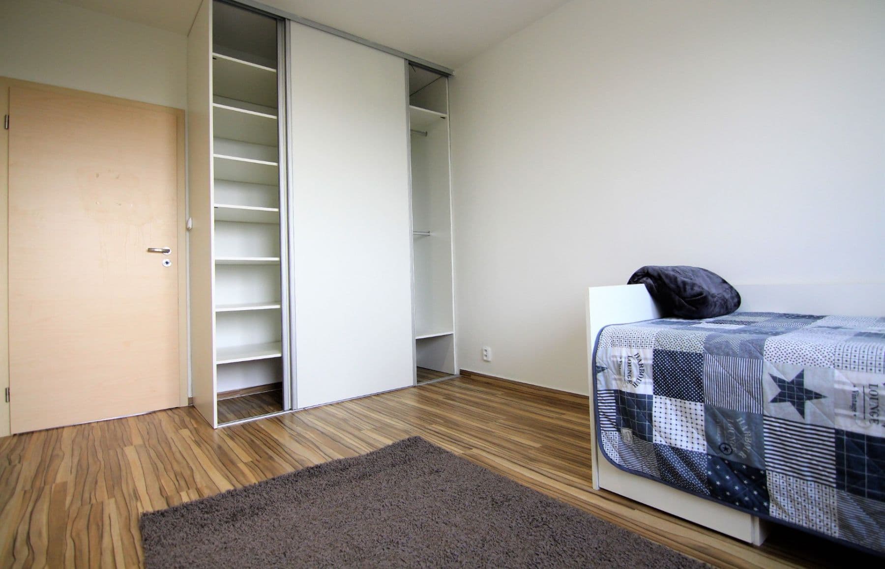 Prenájom bytu 2-izbový 60 m², Brandlova, Hodonín, Jihomoravský kraj Prenájom bytu 2-izbový 60 m², Brandlova, Hodonín, Jihomoravský kraj