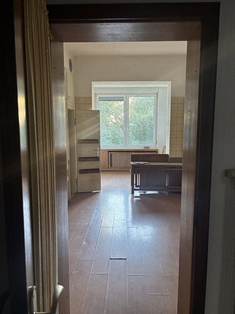 Prenájom bytu 4-izbový 150 m², Rosemannstraße 13, Osnabrück, Dolné Sasko Prenájom bytu 4-izbový 150 m², Rosemannstraße 13, Osnabrück, Dolné Sasko
