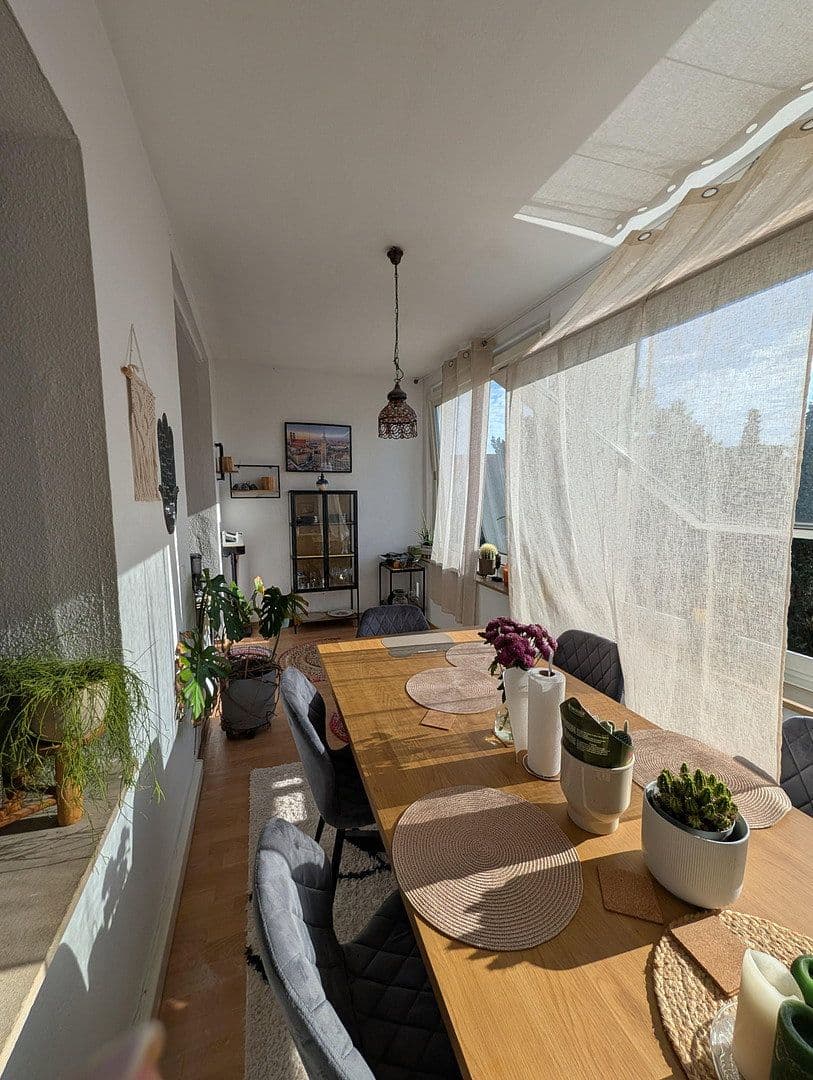 Prenájom bytu 2-izbový 83 m², Rosemannstraße 13, Osnabrück, Dolné Sasko Prenájom bytu 2-izbový 83 m², Rosemannstraße 13, Osnabrück, Dolné Sasko