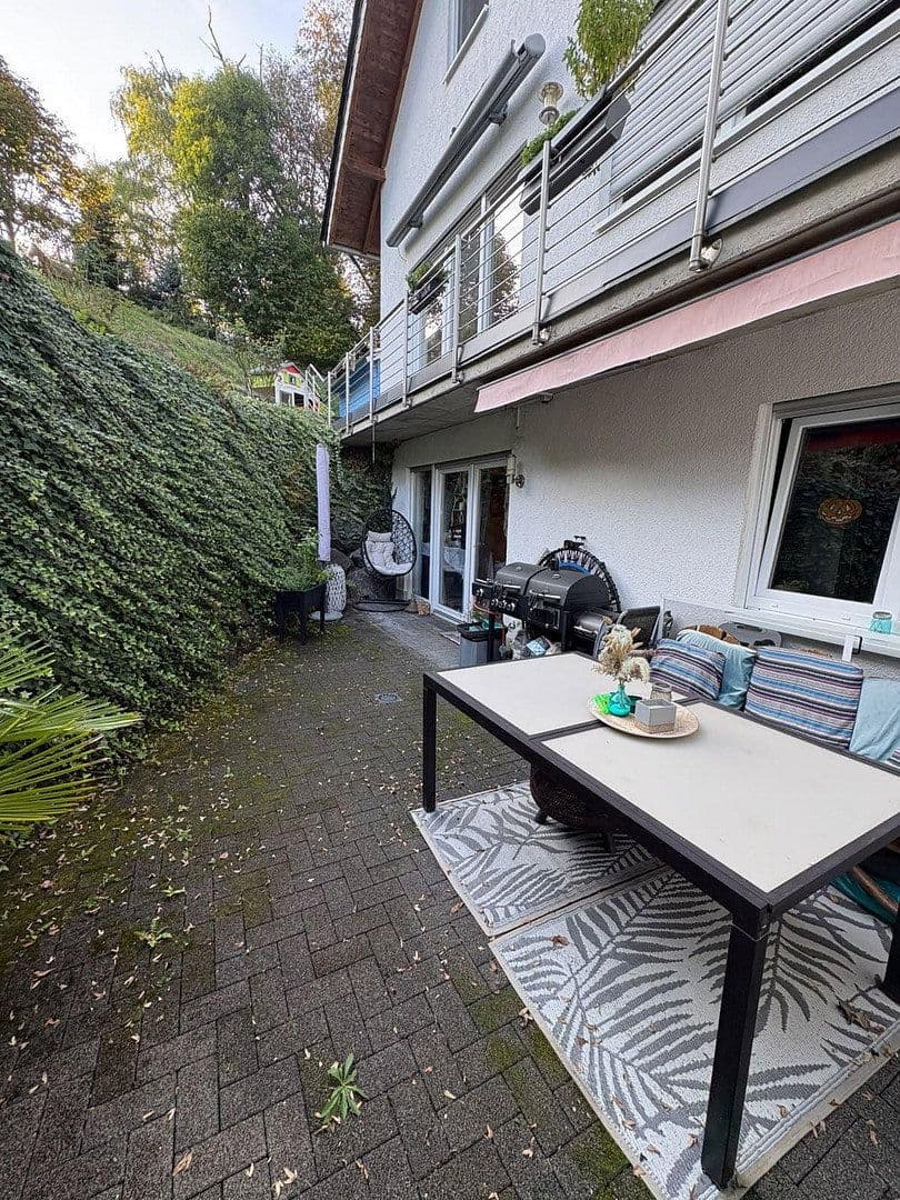 Prenájom bytu 3-izbový 90 m², Neunkirchen-Seelscheid, Severné Porýnie - Westfálsko Prenájom bytu 3-izbový 90 m², Neunkirchen-Seelscheid, Severné Porýnie - Westfálsko