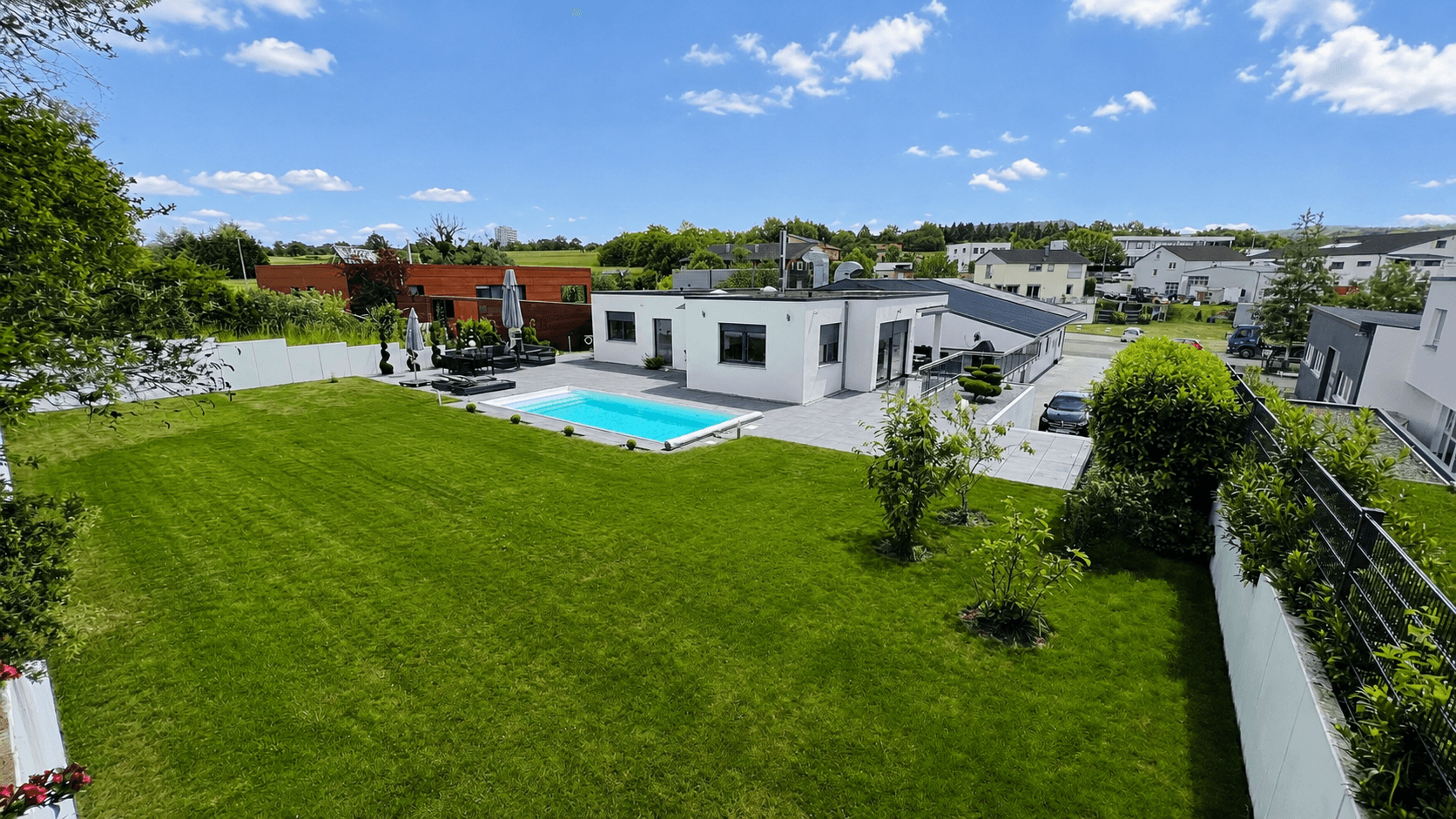Predaj nebytového priestoru 1.915 m², Gomaringen, Bádensko-Wurttembersko Predaj nebytového priestoru 1.915 m², Gomaringen, Bádensko-Wurttembersko