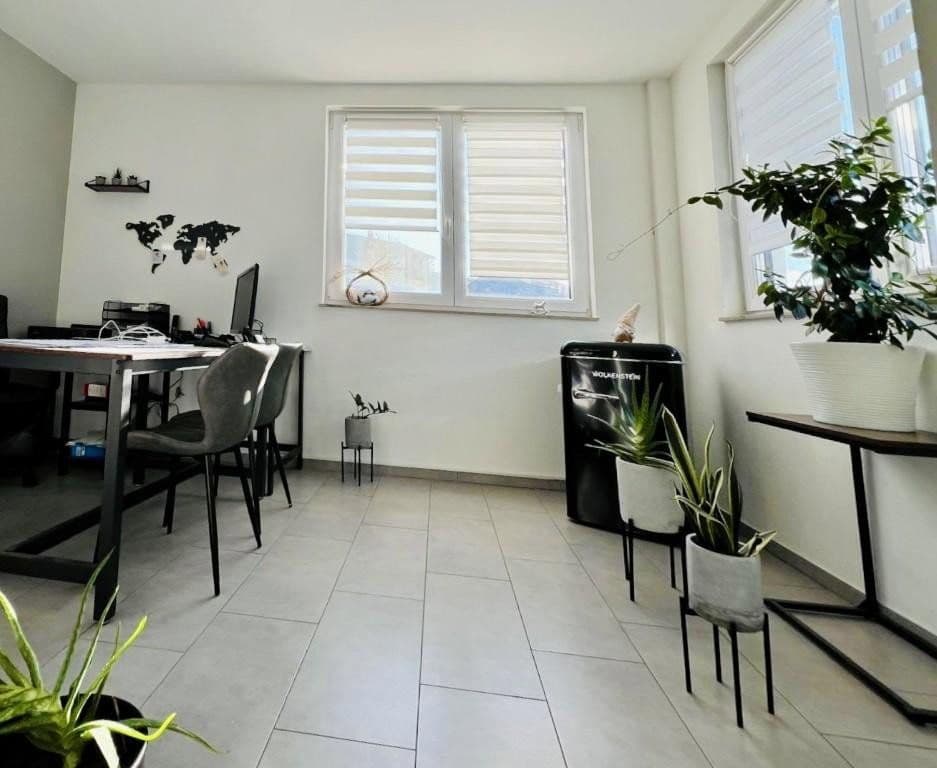 Predaj nebytového priestoru 1.915 m², Gomaringen, Bádensko-Wurttembersko Predaj nebytového priestoru 1.915 m², Gomaringen, Bádensko-Wurttembersko
