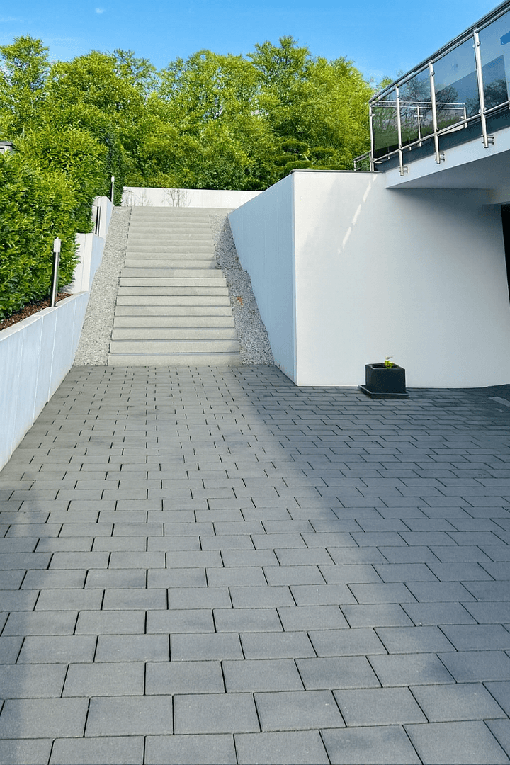 Predaj nebytového priestoru 1.915 m², Gomaringen, Bádensko-Wurttembersko Predaj nebytového priestoru 1.915 m², Gomaringen, Bádensko-Wurttembersko