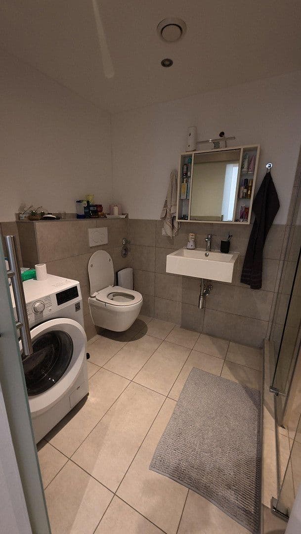 Prenájom bytu 3-izbový 60 m², Yorckstr. 28, Ludwigshafen, Porýnie-Falcko Prenájom bytu 3-izbový 60 m², Yorckstr. 28, Ludwigshafen, Porýnie-Falcko