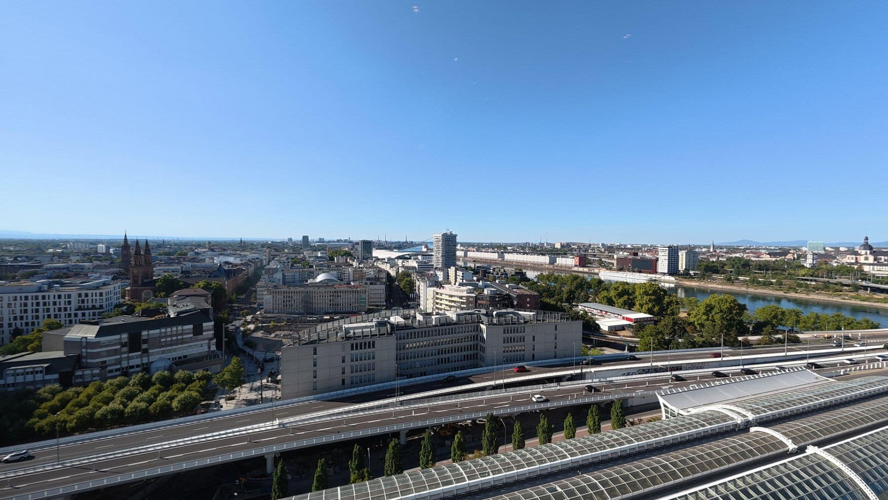 Prenájom bytu 3-izbový 60 m², Yorckstr. 28, Ludwigshafen, Porýnie-Falcko Prenájom bytu 3-izbový 60 m², Yorckstr. 28, Ludwigshafen, Porýnie-Falcko