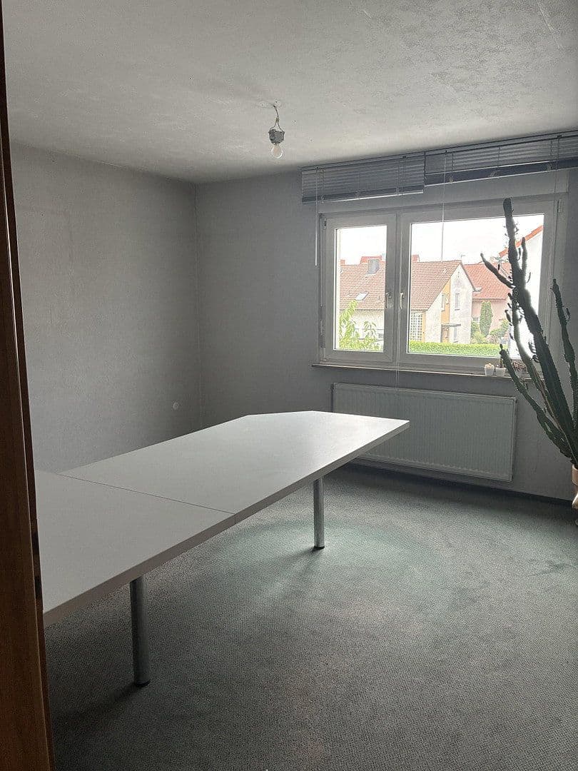 Predaj domu 170 m², pozemok 500 m², Ostfildern, Bádensko-Wurttembersko Predaj domu 170 m², pozemok 500 m², Ostfildern, Bádensko-Wurttembersko