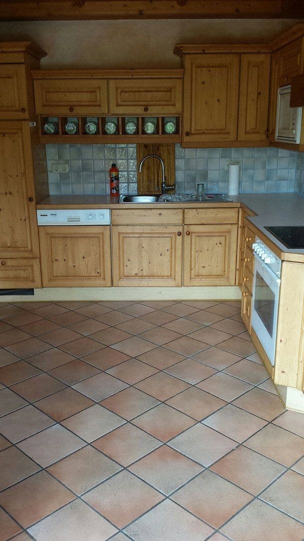 Predaj domu 175 m², pozemok 643 m², Thannrain 58, Stams, Tirolsko Predaj domu 175 m², pozemok 643 m², Thannrain 58, Stams, Tirolsko