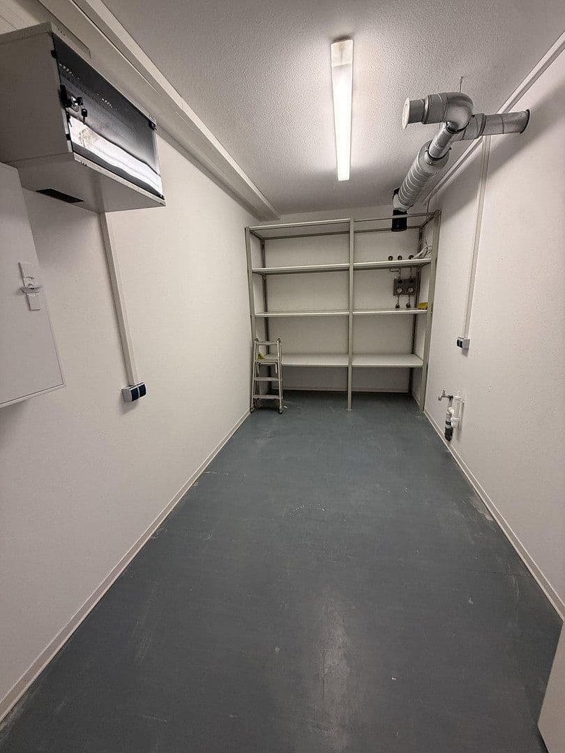 Prenájom kancelárie 99 m², Nidderau, Hesensko Prenájom kancelárie 99 m², Nidderau, Hesensko