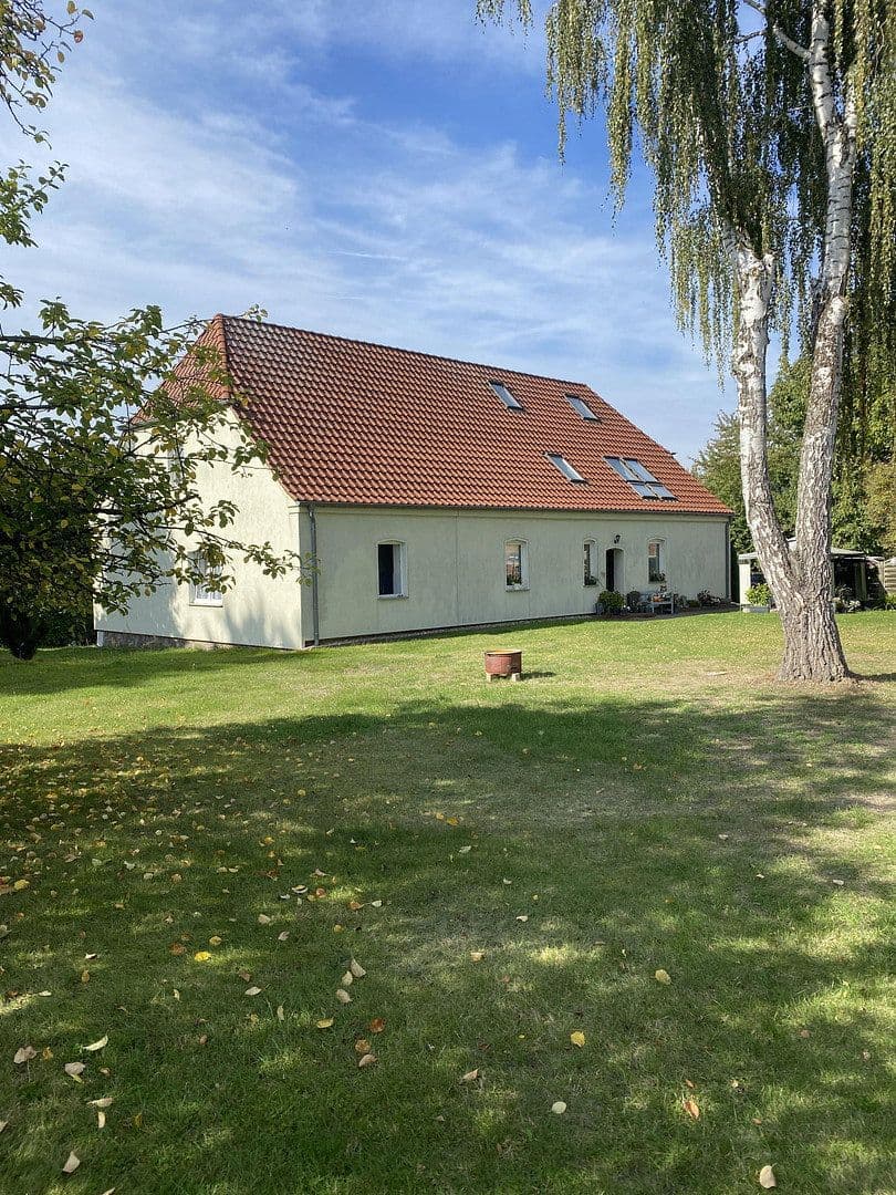 Predaj domu 258 m², pozemok 2.150 m², Retzower Strasse 21, Mirow, Meklenbursko-Predpomoransko Predaj domu 258 m², pozemok 2.150 m², Retzower Strasse 21, Mirow, Meklenbursko-Predpomoransko
