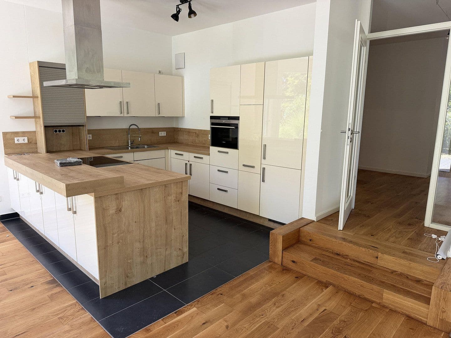 Predaj bytu 3-izbový 94 m², Possenhofener Str. 61, Starnberg, Bavorsko Predaj bytu 3-izbový 94 m², Possenhofener Str. 61, Starnberg, Bavorsko