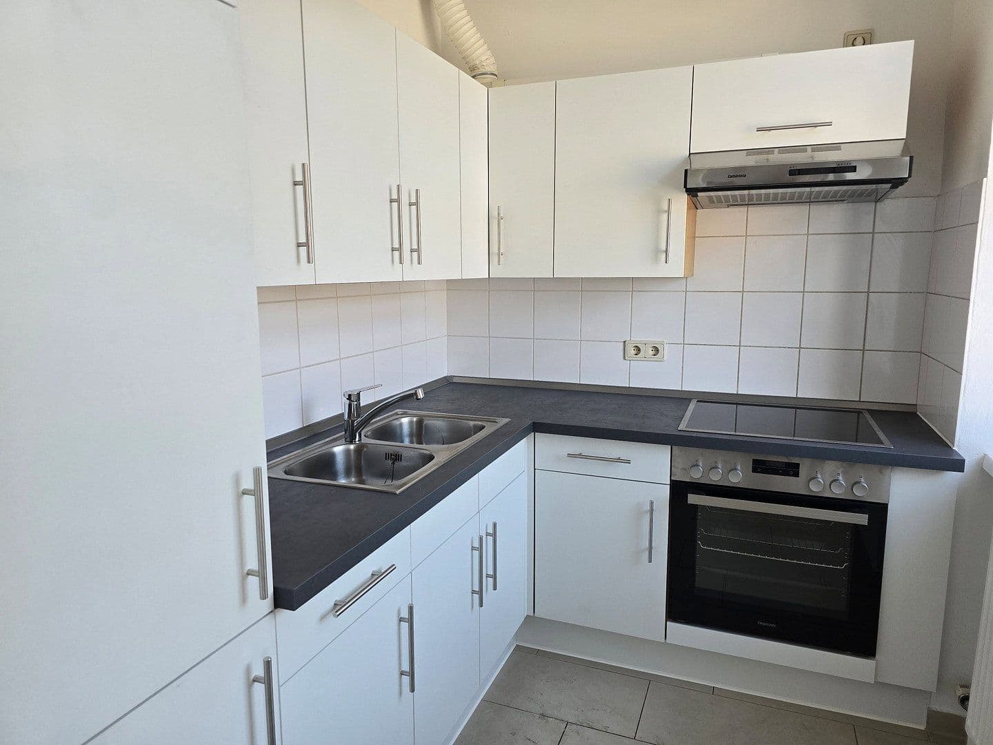 Prenájom bytu 1-izbový 40 m², Linz, Horné Rakúsko Prenájom bytu 1-izbový 40 m², Linz, Horné Rakúsko