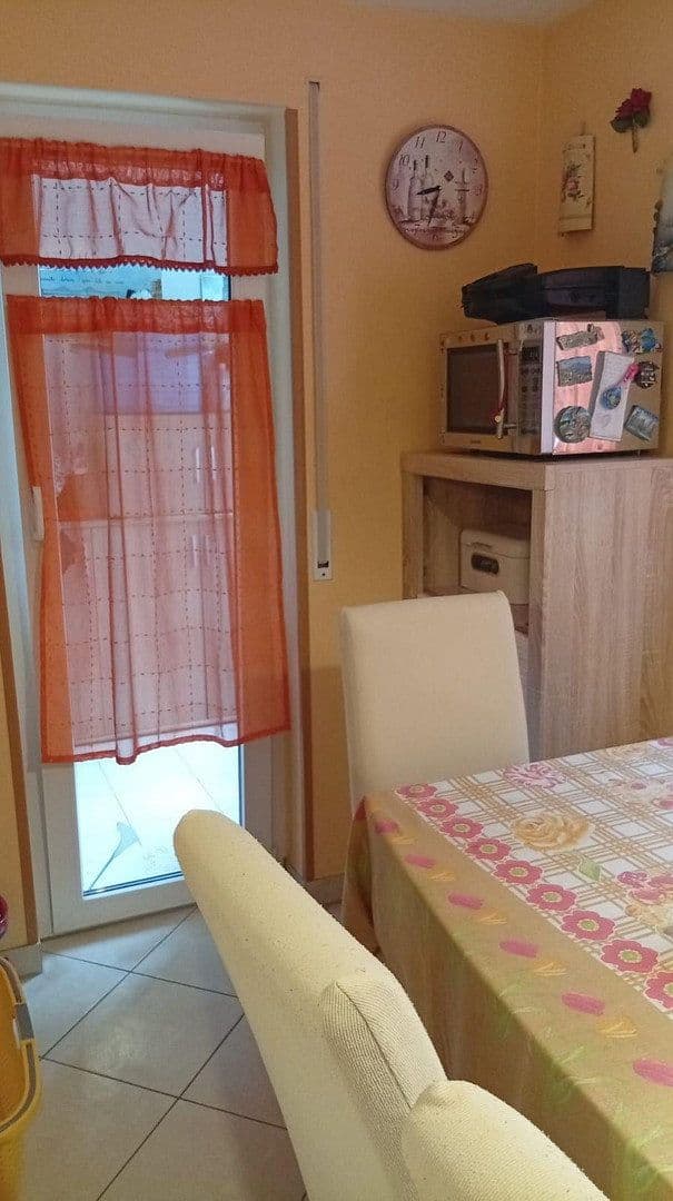 Predaj bytu 4-izbový 87 m², Metzingen, Bádensko-Wurttembersko Predaj bytu 4-izbový 87 m², Metzingen, Bádensko-Wurttembersko