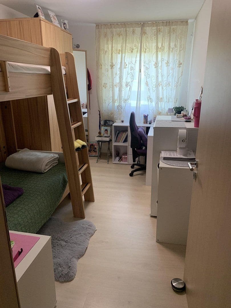 Predaj bytu 4-izbový 87 m², Metzingen, Bádensko-Wurttembersko Predaj bytu 4-izbový 87 m², Metzingen, Bádensko-Wurttembersko