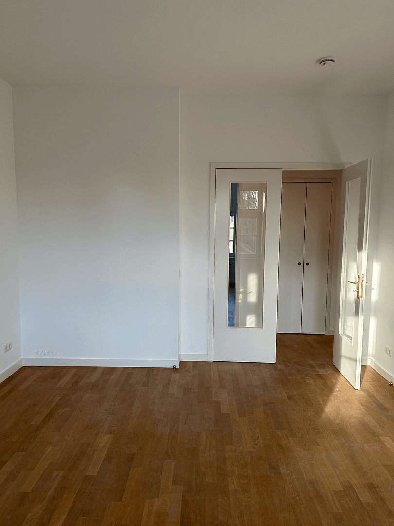 Predaj bytu 3-izbový 72 m², Finckensteinallee 97, Berlin, Berlín Predaj bytu 3-izbový 72 m², Finckensteinallee 97, Berlin, Berlín