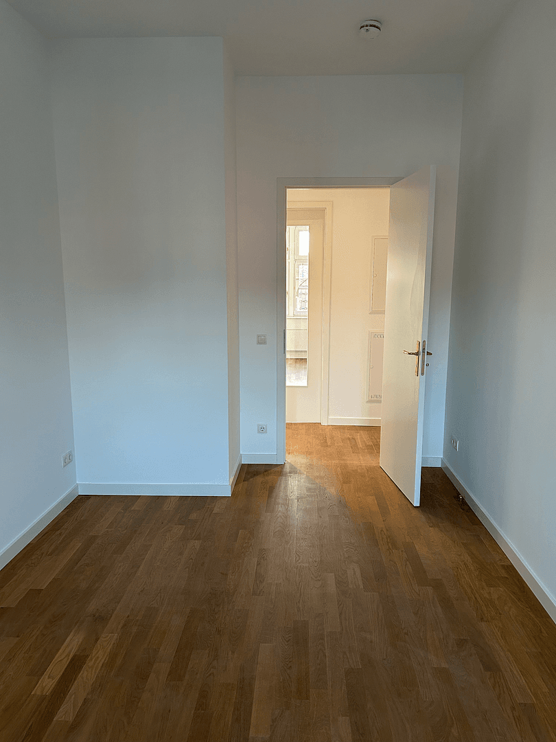 Predaj bytu 3-izbový 72 m², Finckensteinallee 97, Berlin, Berlín Predaj bytu 3-izbový 72 m², Finckensteinallee 97, Berlin, Berlín