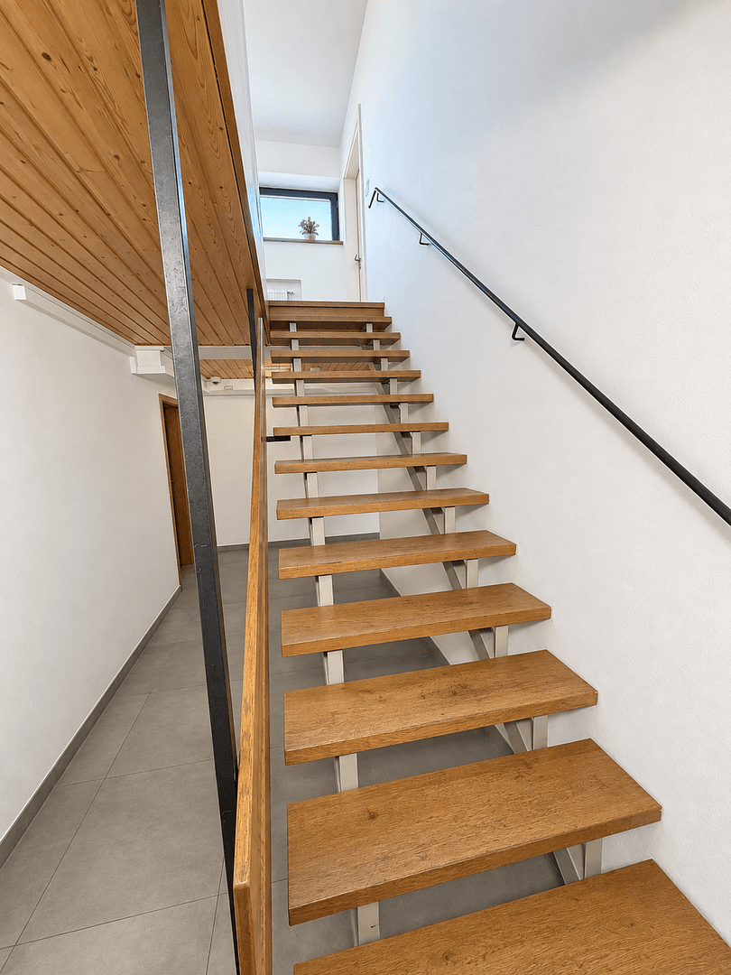 Prenájom domu 600 m², pozemok 800 m², Moosburg, Bavorsko Prenájom domu 600 m², pozemok 800 m², Moosburg, Bavorsko