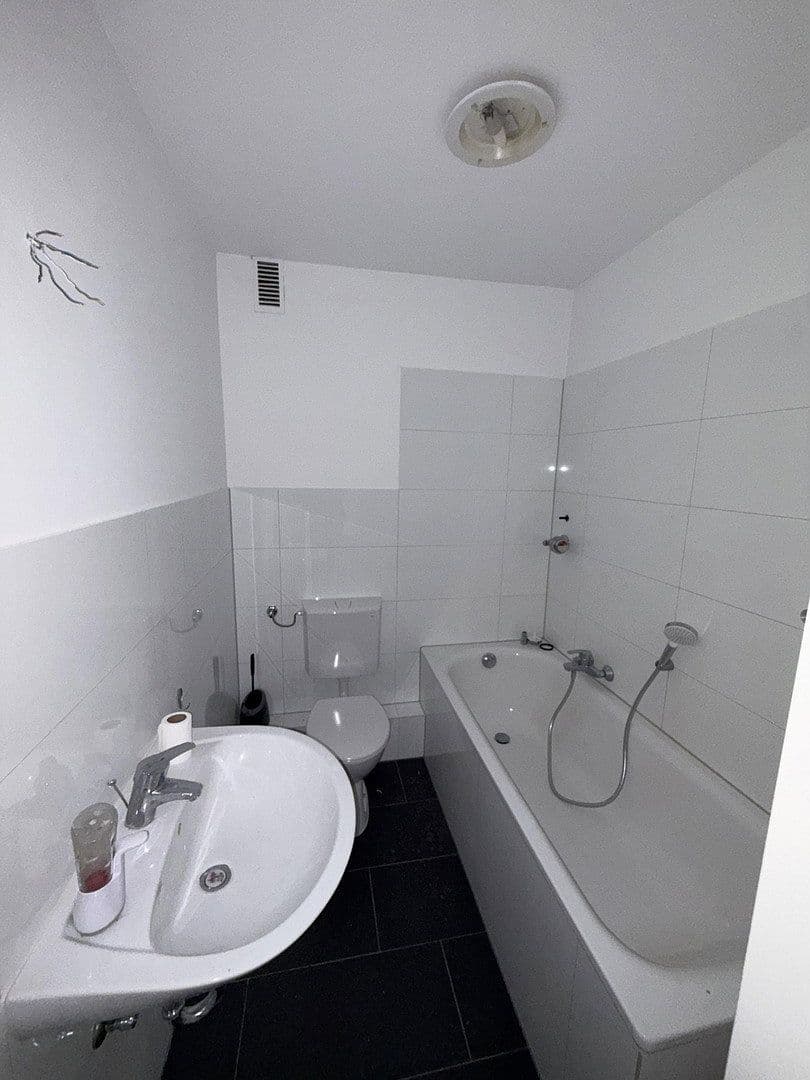 Prenájom bytu 3-izbový 82 m², Bochumer Str. 226, Herne, Severné Porýnie - Westfálsko Prenájom bytu 3-izbový 82 m², Bochumer Str. 226, Herne, Severné Porýnie - Westfálsko