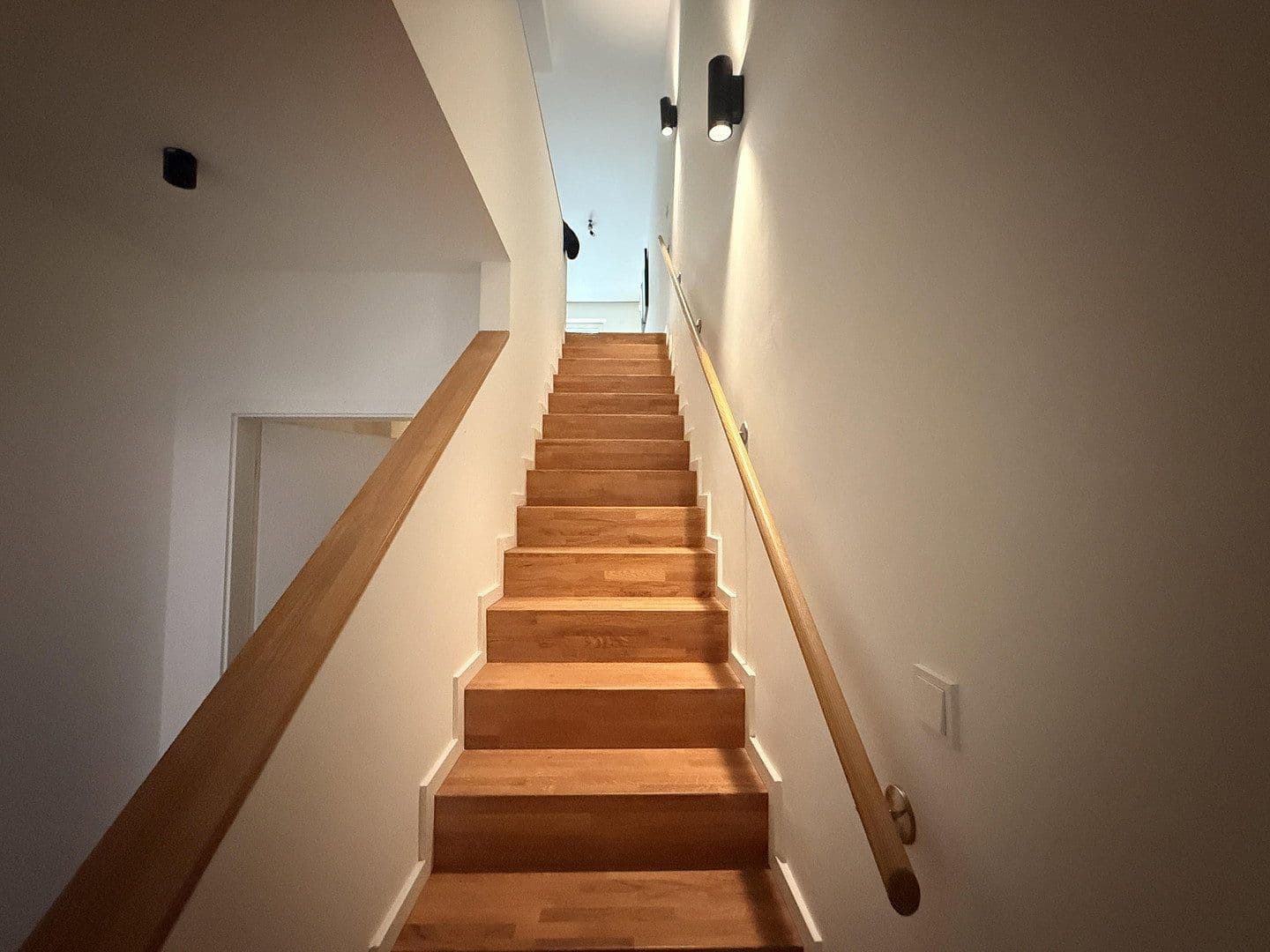 Prenájom bytu 4-izbový 126 m², Moislinger Allee 9k, Lübeck, Šlezvicko-Holštajnsko Prenájom bytu 4-izbový 126 m², Moislinger Allee 9k, Lübeck, Šlezvicko-Holštajnsko