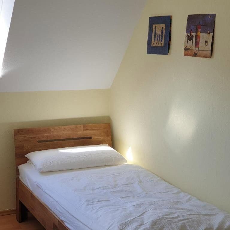 Prenájom bytu 4-izbový 76 m², Nieberdingstraße 15, Steinfeld, Dolné Sasko Prenájom bytu 4-izbový 76 m², Nieberdingstraße 15, Steinfeld, Dolné Sasko