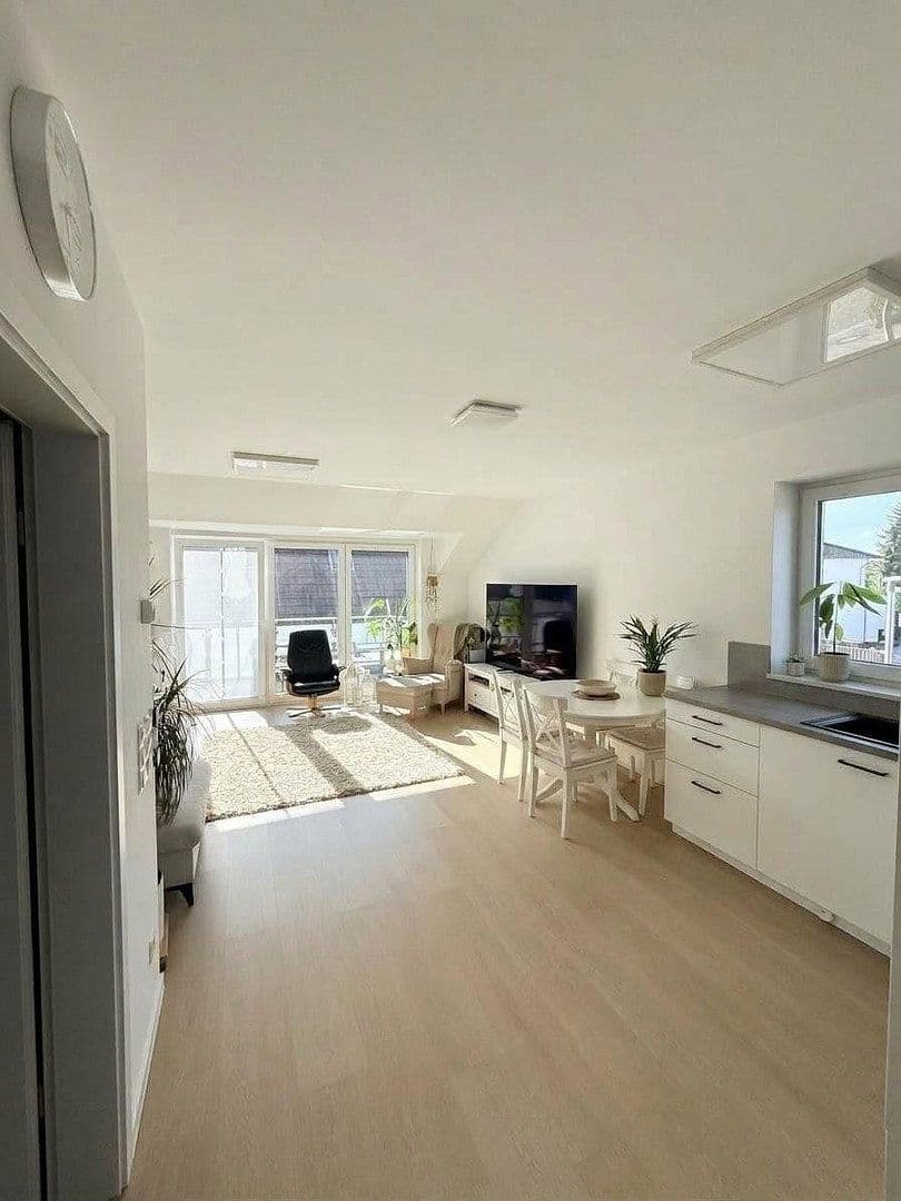 Prenájom bytu 2-izbový 65 m², Hansastr., Delmenhorst, Dolné Sasko Prenájom bytu 2-izbový 65 m², Hansastr., Delmenhorst, Dolné Sasko